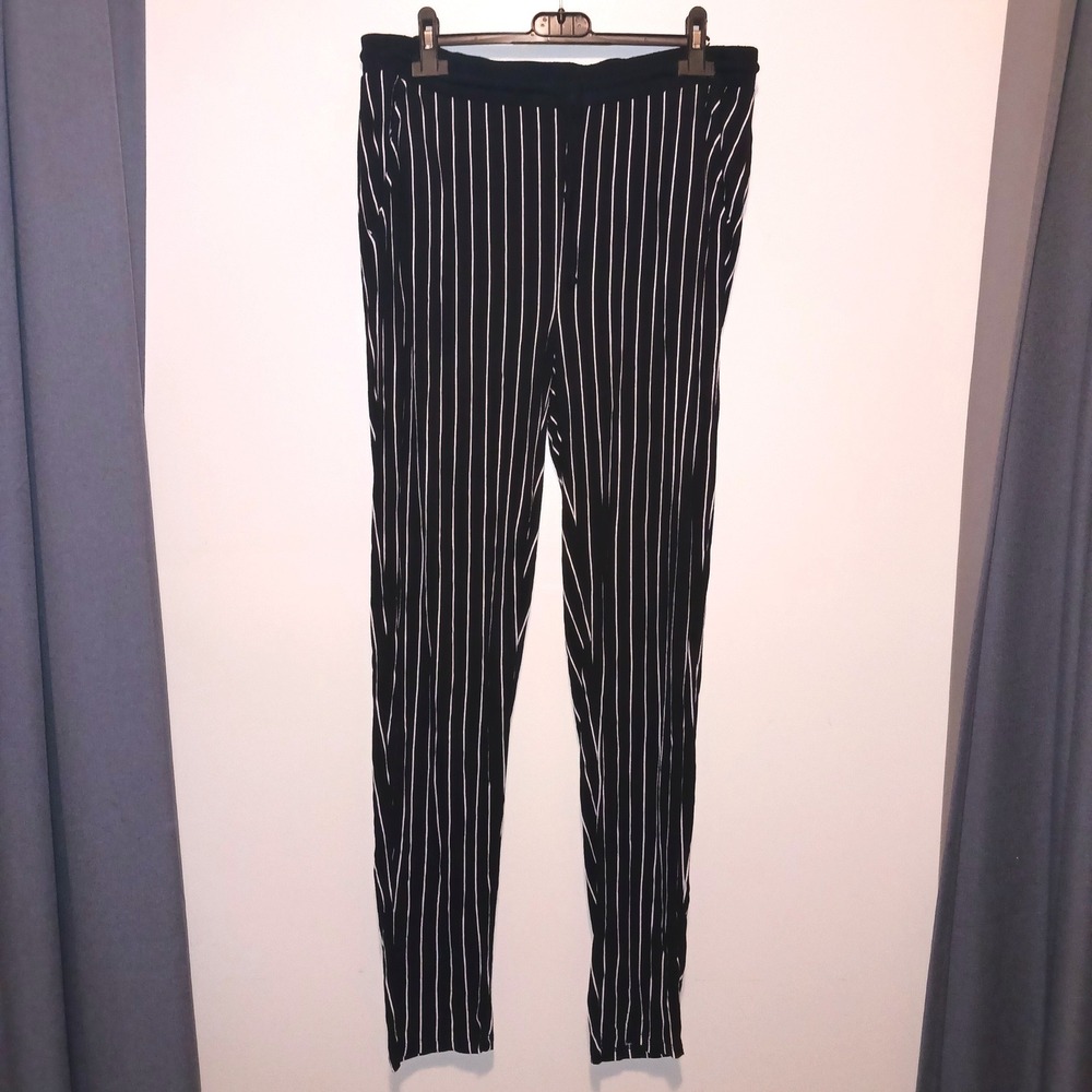 Lascana Black White Striped Comfy Jogger Beach lounge casual pants10 - Picture 2 of 8